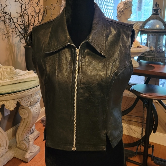 Leather Vest by New Identity in Large - Picture 4 of 12